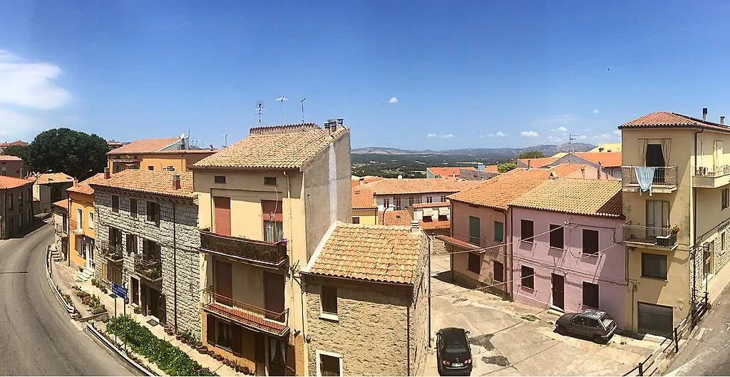 B&B Camera & Caffe Tempio Pausania 0*,  Italy
